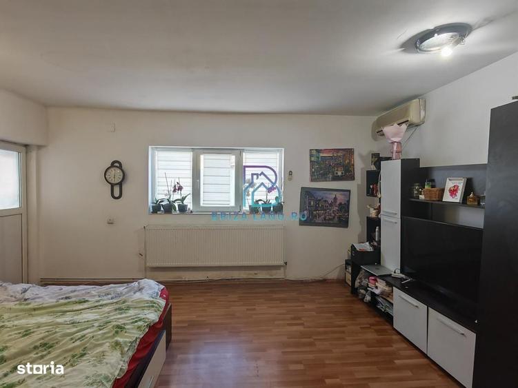 Casă cu 3 camere decomandat în 16 Februarie