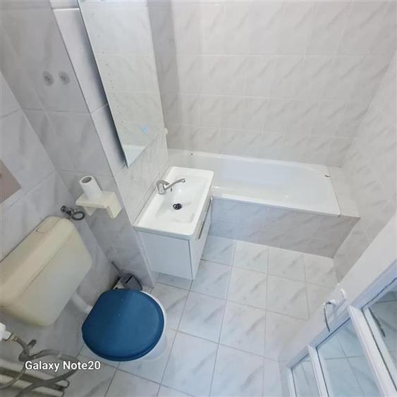 Apartament cu 2 camere decomandat, mobilat în P-ța Spitalului
