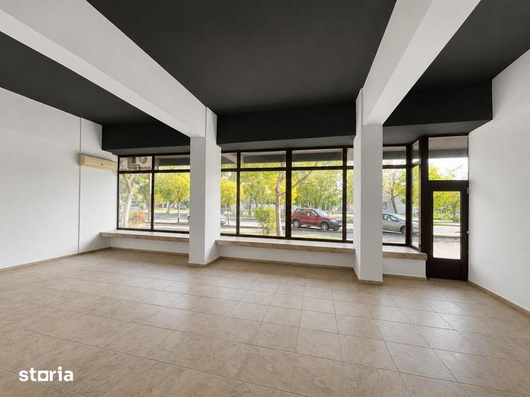 Spațiu comercial, de 82 mp, în Burdea