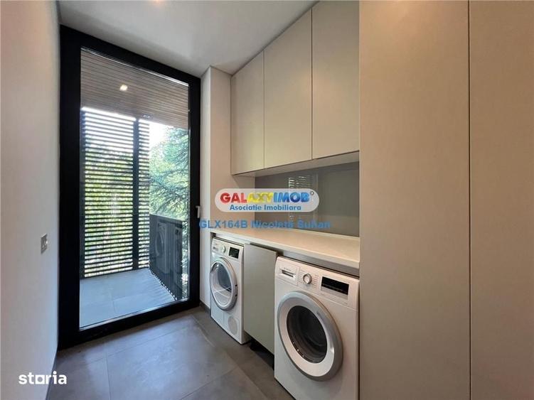Apartament cu 4 camere decomandat în Primăverii