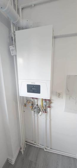 Apartament cu 3 camere decomandat în Lujerului