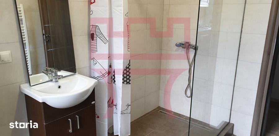 Apartament cu 3 camere în Câmpului