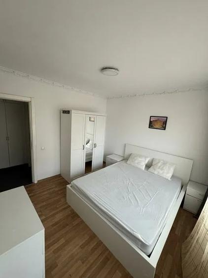 Apartament cu 4 camere decomandat, mobilat în Pantelimon