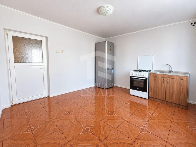 Casă individuală cu 3 camere cu Teren 255 Mp în Valu lui Traian