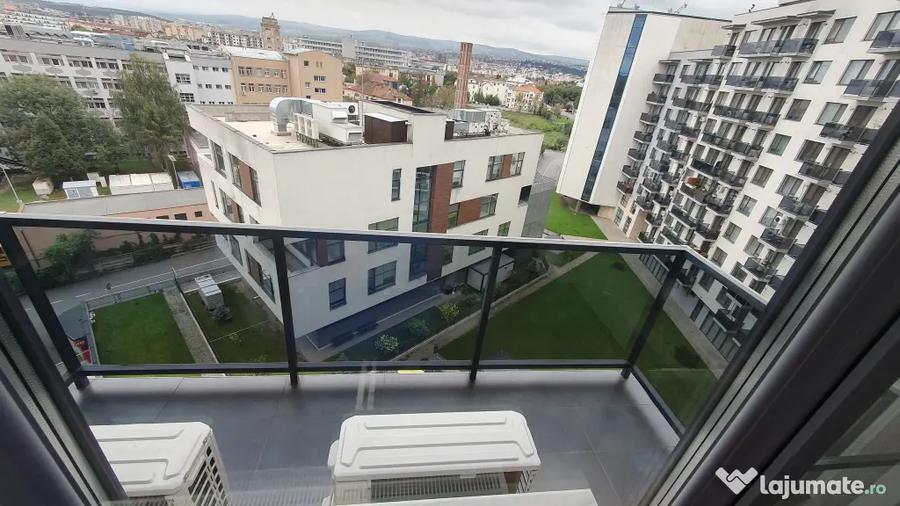 Apartament cu 2 camere semidecomandat în Sud