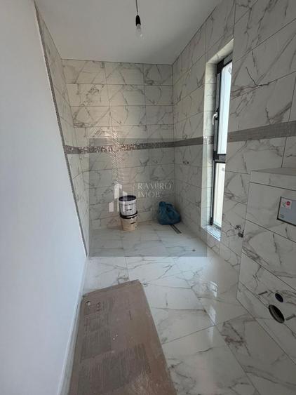 Casă individuală cu 4 camere cu Canalizare în Berceni