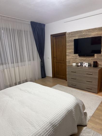 Apartament cu 2 camere nedecomandat în Central