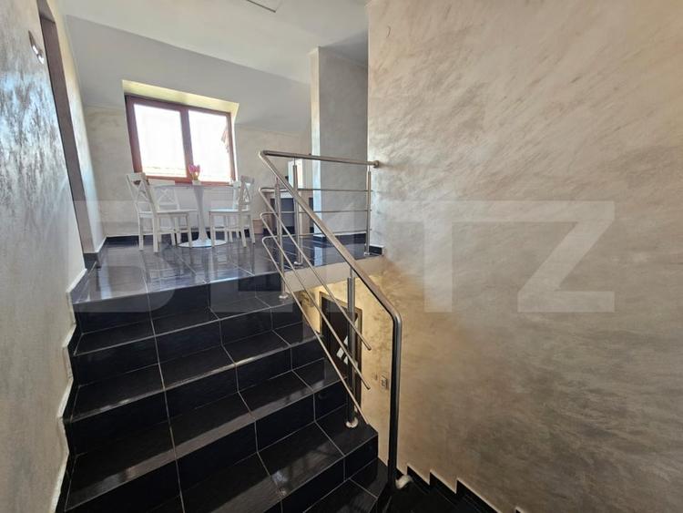 Casă individuală cu 5 camere cu Canalizare în Oarda