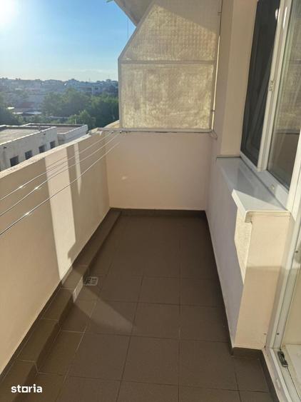 Apartament cu 2 camere decomandat în Micro 11