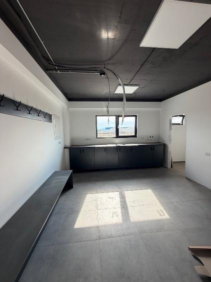 Spațiu industrial, de 759 mp, în Central