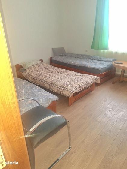 Casă cu 4 camere cu Teren 100 Mp în Centura