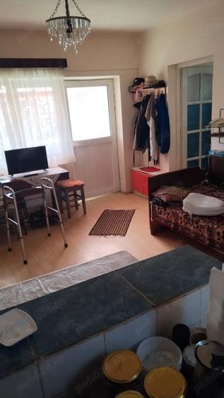 Casă cu 2 camere cu Teren 560 Mp în Morești