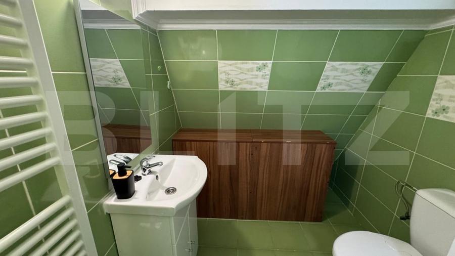 Apartament cu 3 camere decomandat, mobilat în Decebal