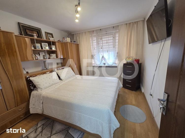 Apartament 2 camere semidecomandat zona Vasile Alecsandri etaj 3 - 6