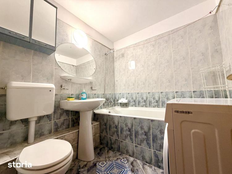 Apartament cu 3 camere semidecomandat în Pantelimon