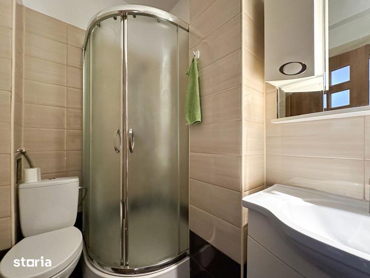 Apartament cu 3 camere decomandat, mobilat în Vitan