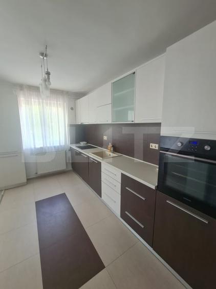 Apartament cu 3 camere, parcare inclusa in pret, zona Florilor - 6