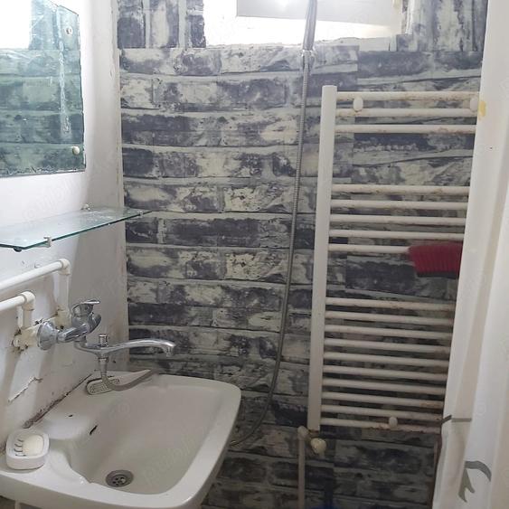 Garsonieră semidecomandată în Rahova