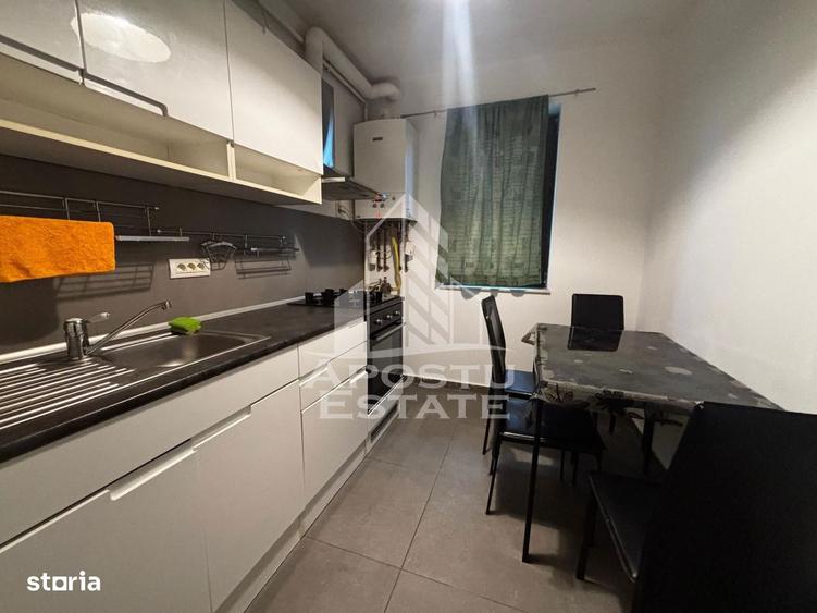 Apartament cu 2 camere decomandat, mobilat în Dumbrăvița