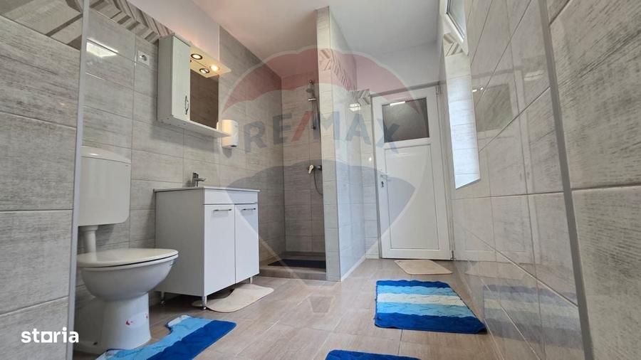 Casă cu 3 camere cu Teren 250 Mp în Central