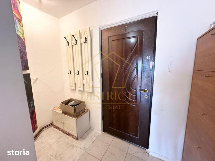 Apartament cu 3 camere decomandat în Dacia