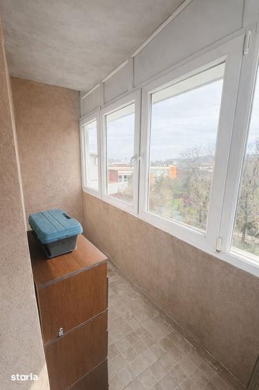 Apartament cu 2 camere decomandat în Est