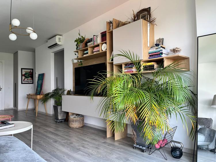 Apartament cu 2 camere semidecomandat, mobilat în Floreasca