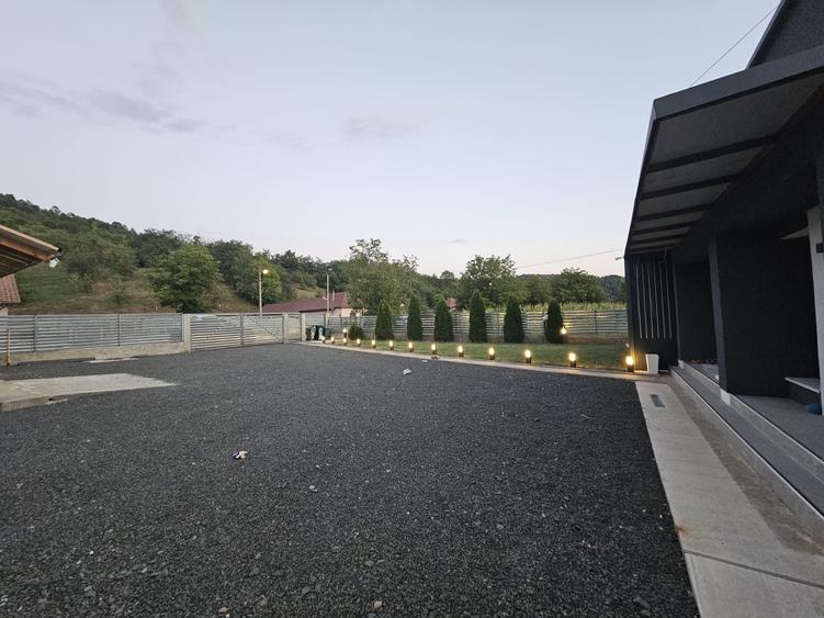 Casă cu 3 camere cu Garaj în Boholt