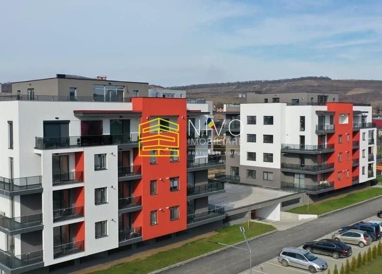 Apartament cu 3 camere decomandat, mobilat în Livezeni