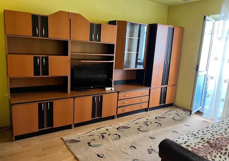 Apartament cu 2 camere decomandat în Alexandru cel Bun