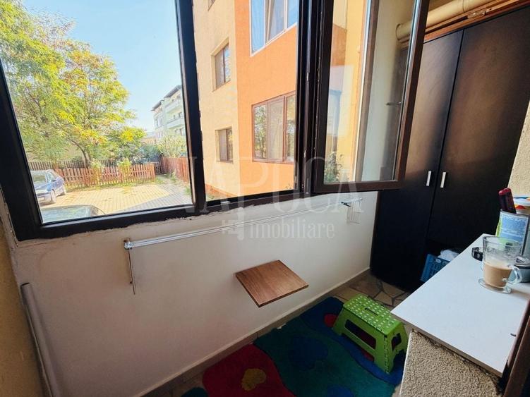 Apartament cu 3 camere semidecomandat în Florești