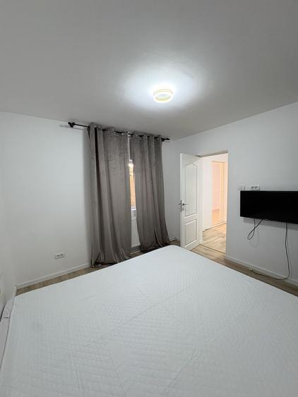 Casă cu 3 camere cu Teren 300 Mp în Central