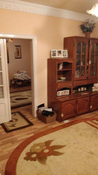 Casă cu 4 camere cu Teren 3000 Mp în Cuvin
