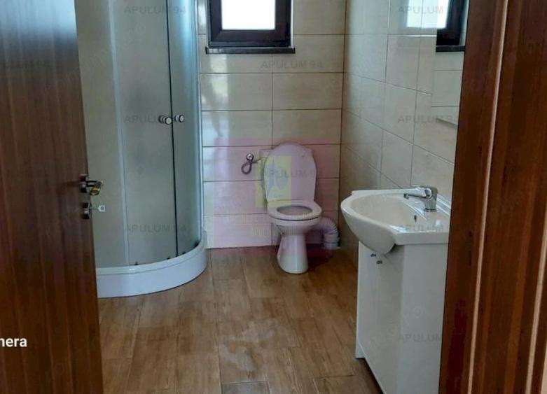Casă cu 3 camere cu Teren 500 Mp în Săbăreni