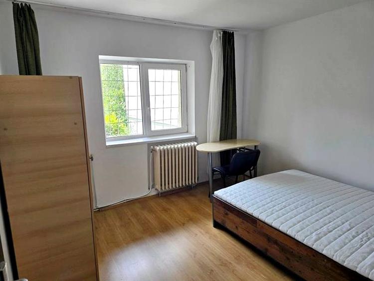 Apartament cu 2 camere decomandat în Zorilor