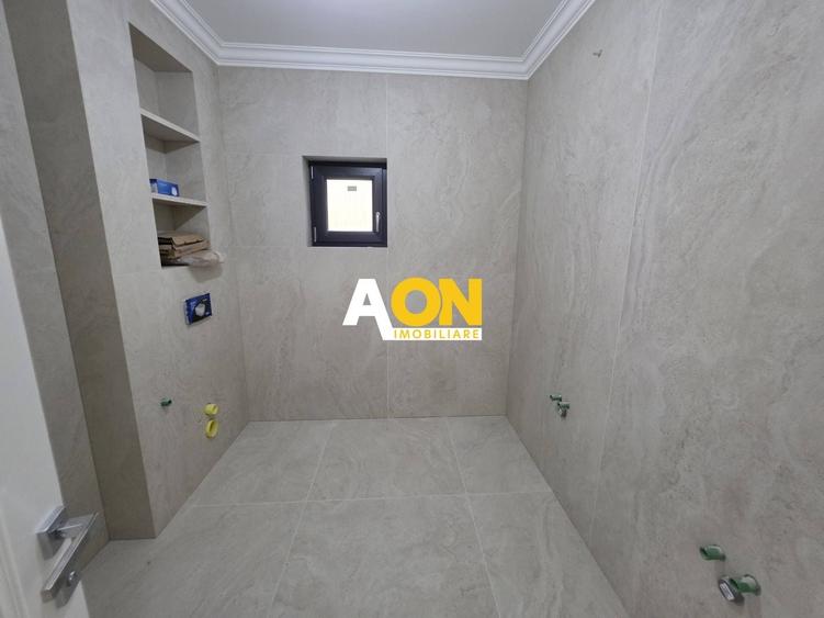 Casă individuală cu 6 camere cu Canalizare în Bărăbanț