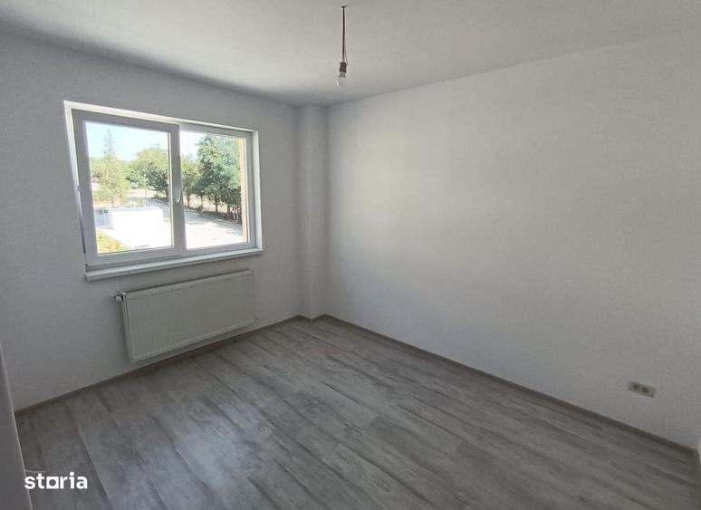 Apartament cu 3 camere în Valea Lupului