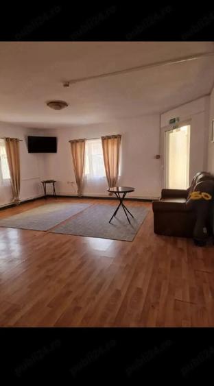 Spațiu comercial, de 794 mp, în Central