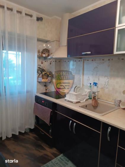 Apartament cu 2 camere, mobilat în Delfinariu