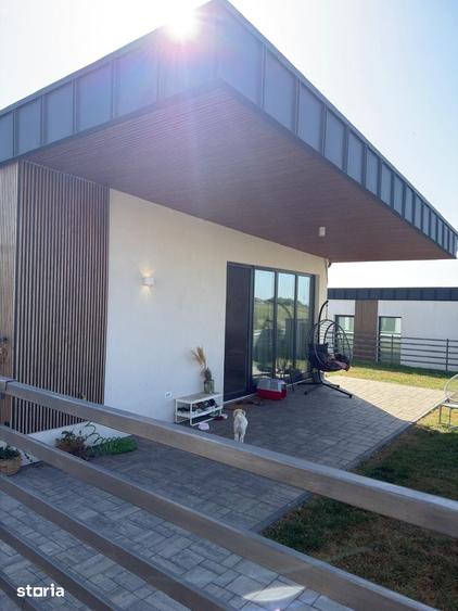 Casă cu 4 camere cu Teren 300 Mp în Moara