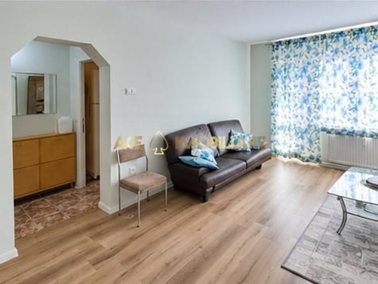 Apartament cu 2 camere decomandat, mobilat în Titan