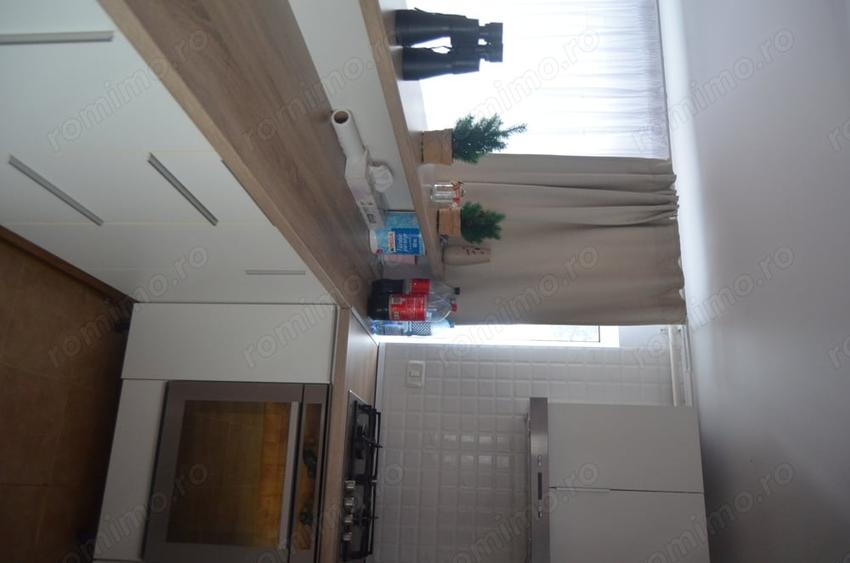 Apartament cu 3 camere decomandat în Bușteni
