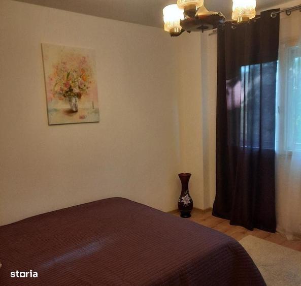 Apartament cu 3 camere semidecomandat în Lujerului