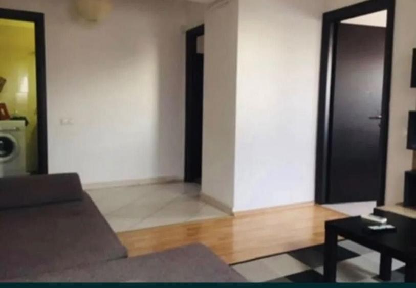 Apartament cu 2 camere semidecomandat, mobilat în Timpuri Noi