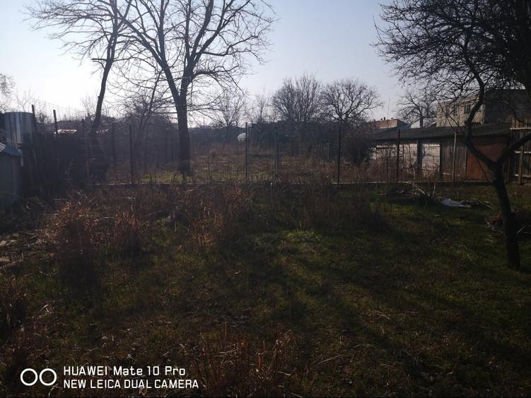 Casă individuală cu 4 camere cu Teren 1100 Mp în Central