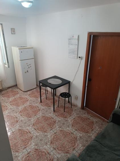 Apartament cu 2 camere nedecomandat în Eroii Revoluției
