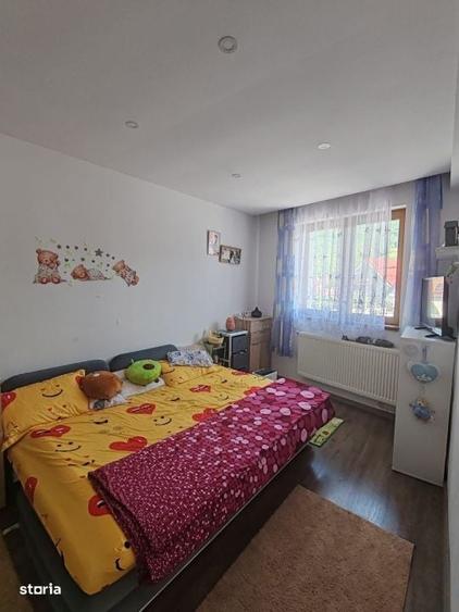 Casă cu 4 camere cu Teren 150 Mp în Central