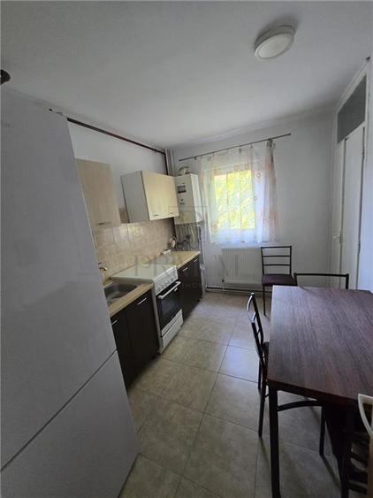 Apartament 3 camere renovat, cu centrală proprie, zona Olimpia – Stadion - 3