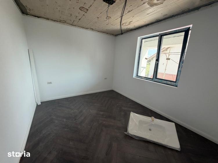 Casă cu 4 camere cu Teren 280 Mp în Central