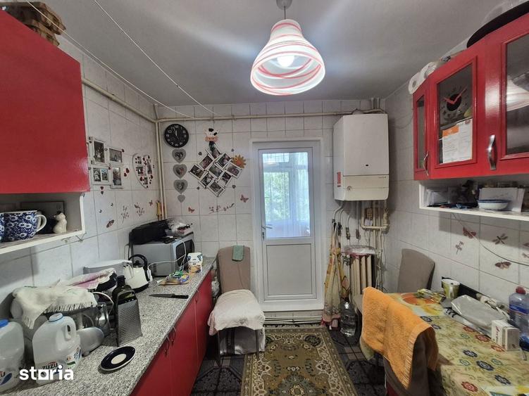 Apartament cu 3 camere în Canta